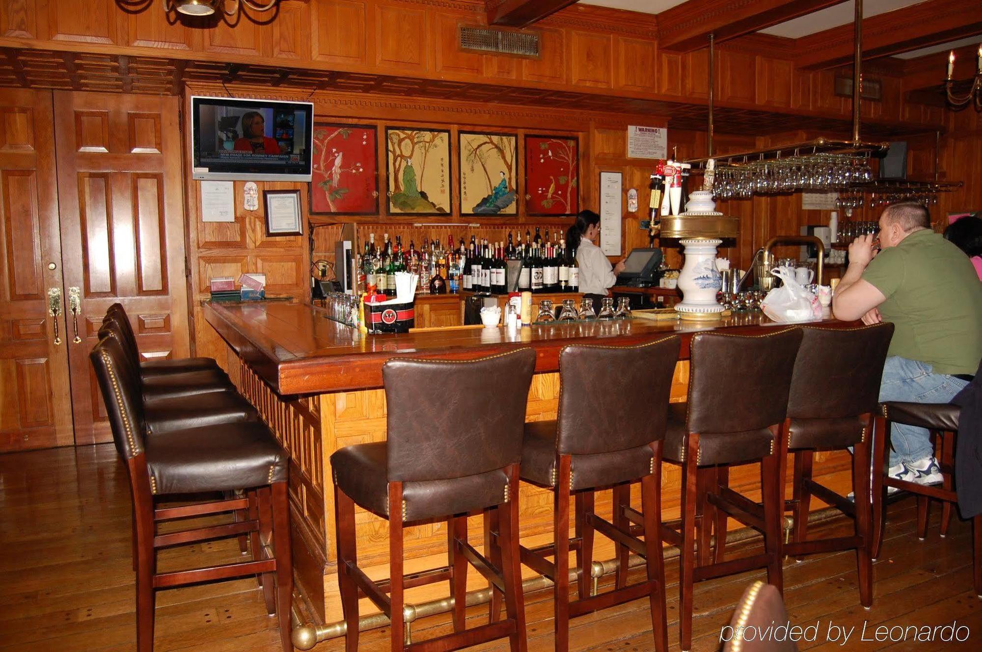 Hawthorne Hotel Салем Ресторан фото